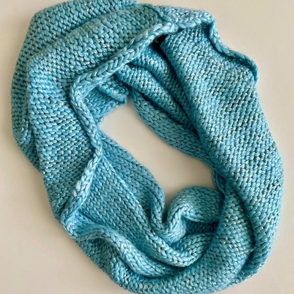 BEBE Aqua shades Knit Infinity scarf Wool Blend - Picture 3 of 6